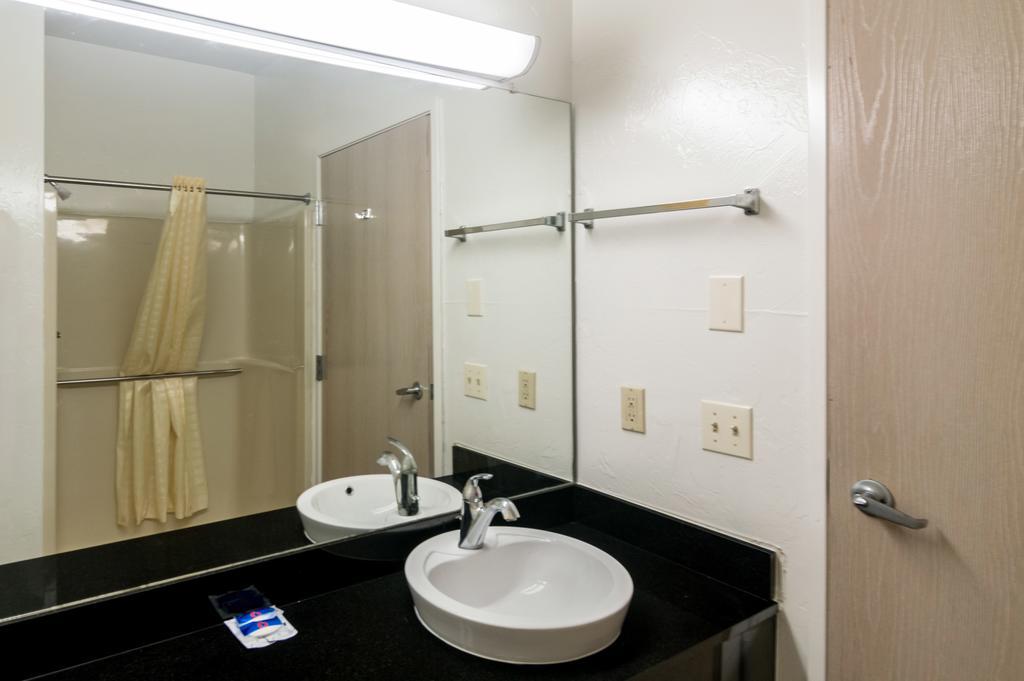 Motel 6-Oklahoma City, Ok Zewnętrze zdjęcie