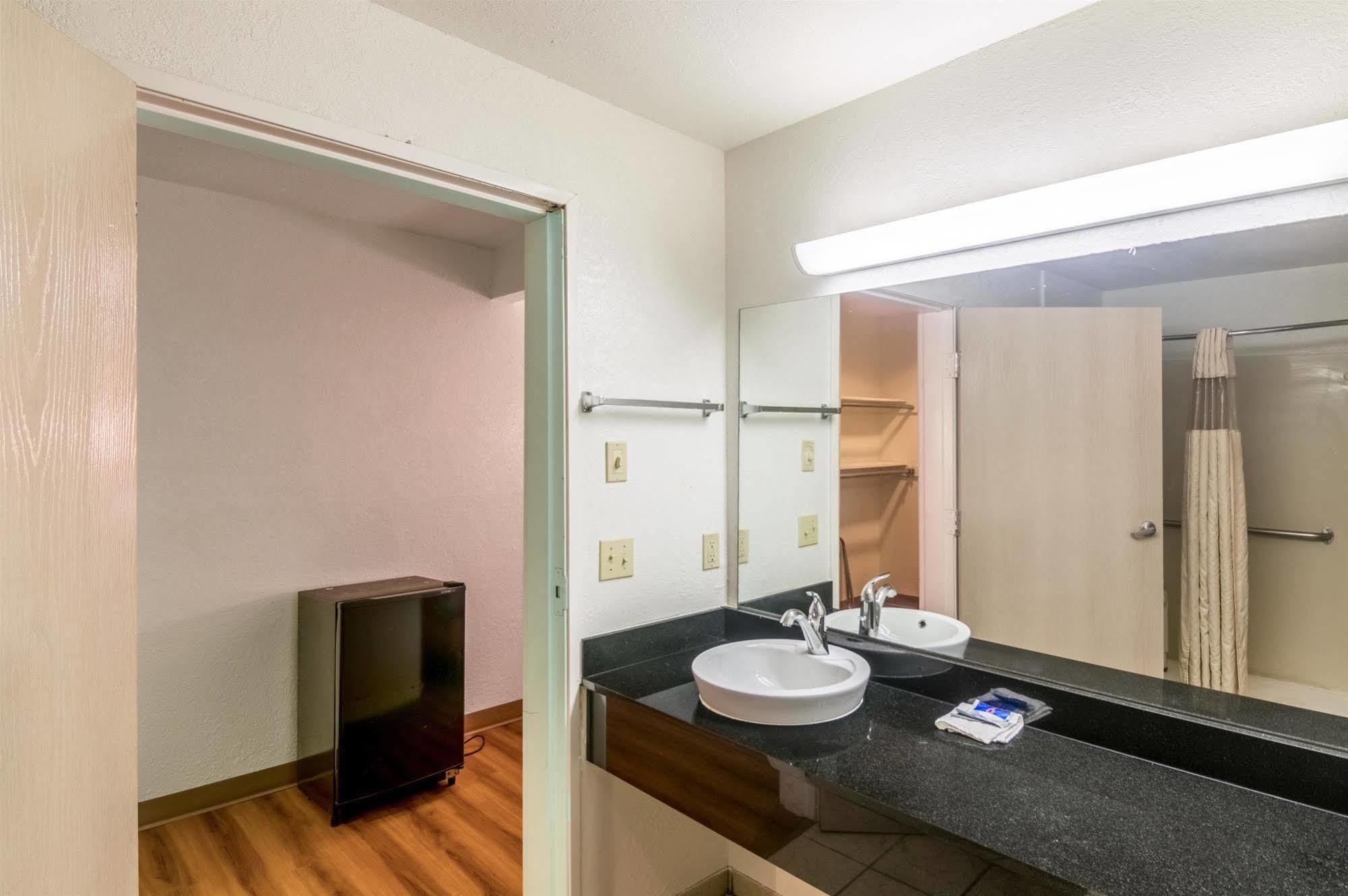 Motel 6-Oklahoma City, Ok Zewnętrze zdjęcie